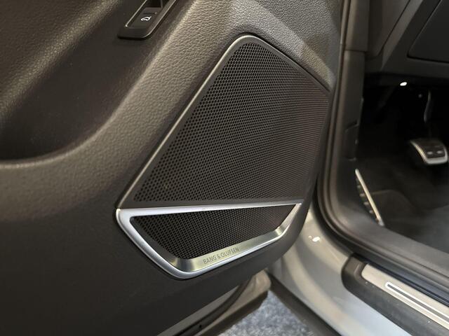 Audi RS Q3 Sportback 2.5 TFSI | PANO | B&O | 360 | SPORTUITLAAT | RS-STOELEN