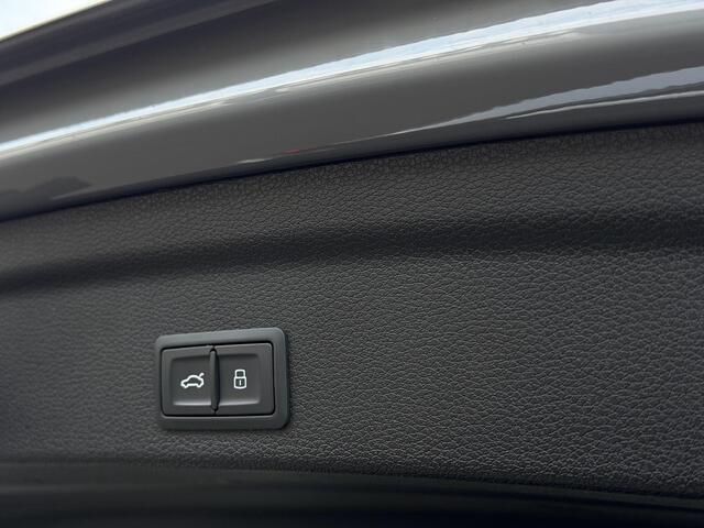 Audi RS Q3 RSQ3 Sportback TFSI | PANO SFEER 360CAM SONOS - FULL OPTION