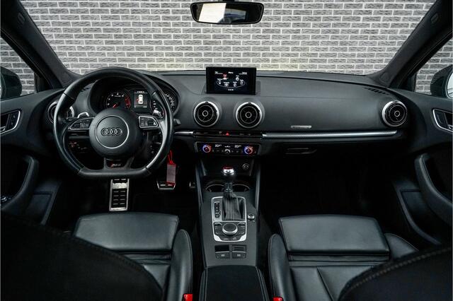 Audi RS3 Sportback 2.5 TFSI quattro Pro Line Plus | RS sportstoelen | Sportstuur | 19 inch LM