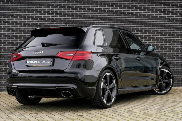 Audi RS3 Sportback 2.5 TFSI quattro Pro Line Plus | RS sportstoelen | Sportstuur | 19 inch LM