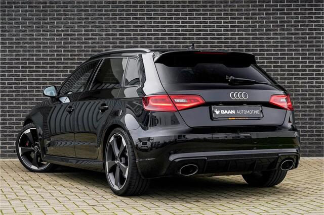Audi RS3 Sportback 2.5 TFSI quattro Pro Line Plus | RS sportstoelen | Sportstuur | 19 inch LM