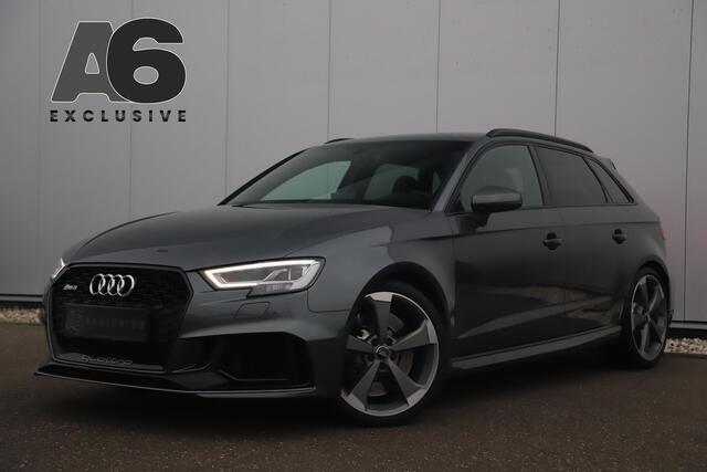 Audi RS3 Sportback 2.5 TFSI RS 3 quattro 400PK Automaat Black Optic Virtual RS Sportstoelen RS Sport Uitlaat Bang and Olufsen LED Matrix 19 inch LMV Navigatie Clima Stoelverwarming Cruise Parkeersensors Keyless Entry Carbon Inleg