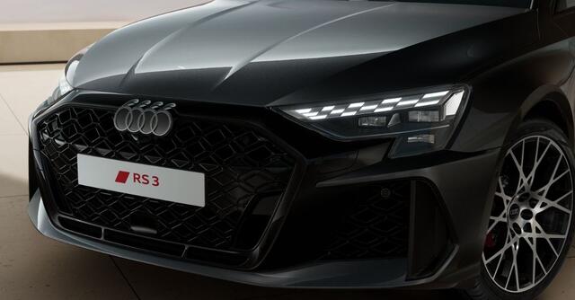 Audi RS3 Sportback 2.5 TFSI RS 3 quattro | Sportuitlaat | Leder Honingraat | Panorama | Adapt. onderstel |