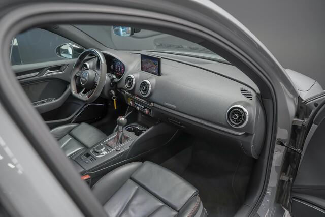 Audi RS3 Limousine 2.5 400 pk TFSI quattro |panoramadak|virtual cockpit|B&O|drive select|matrix-LED|sportstoelen diamond stiching|cruise control adaptief|parkeercamera en sensoren|climate control19"|