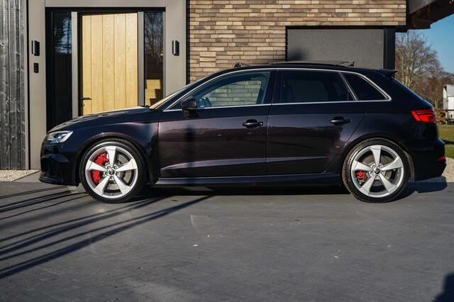 Audi RS3 Sportback 2.5 TFSI Quattro Pano/B&O/DCC/Massage/R-cam