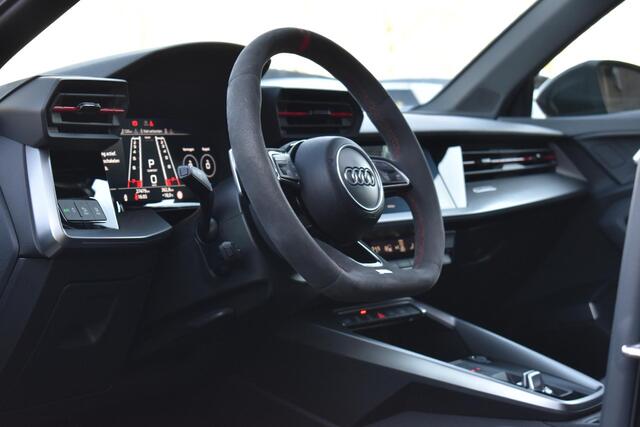 Audi RS3 Sportback 2.5 TFSI RS3 quattro Urban Pano Lane Acc B&O Camera