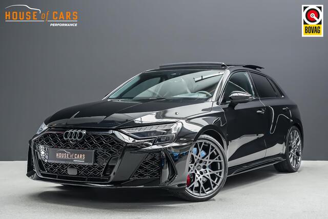 Audi RS3 Sportback 2.5 400pk TFSI quattro |panoramadak|Sonos|carbon schaalstoelen|HUD|Apple Carplay|Matrix LED|blind spot|adaptieve cruise control|sfeerverlichting|19" lichtmetalen velgen|
