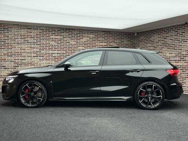Audi RS3 Sportback 2.5 TFSI quattro | Hulk editie| B&O| Dak| Head-up| Memory|