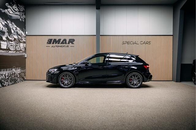 Audi RS3 Sportback 2.5 TFSI RS 3 quattro Z.G.A.N RS3 full options!!!