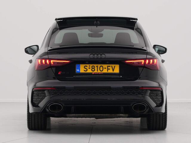 Audi RS3 Limousine 2.5 TFSI RS 3 Quattro Panorama B&O HuD Sportuitlaat