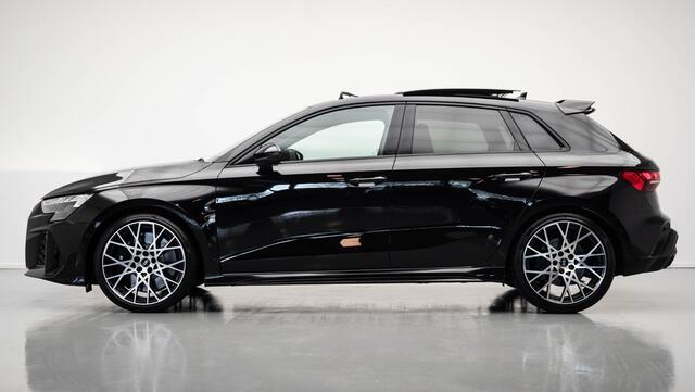 Audi RS3 Sportback 2.5 TFSI quattro |Pano|Memory|HUD|Massage|Sonos|
