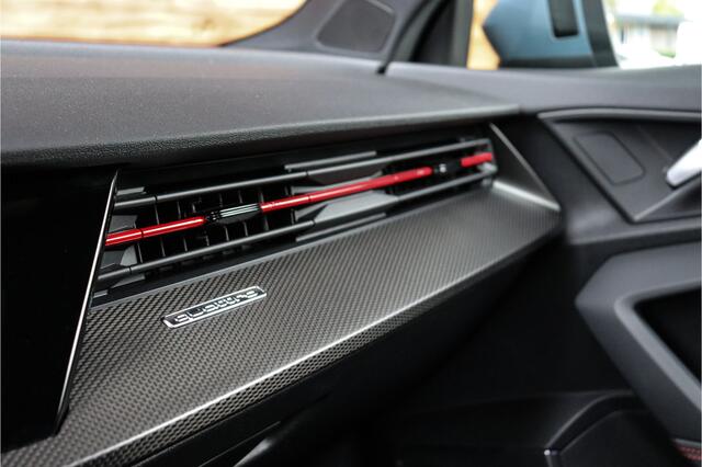 Audi RS3 Limousine 2.5 Quattro **Ceramic/RS Dynamic/Carbon/360/Matrix/Pano/B&O**