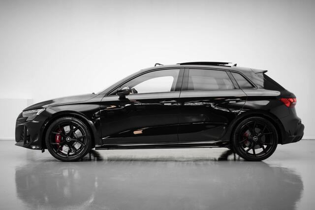 Audi RS3 Sportback 2.5 TFSI quattro |Pano|Kuipstoel|Sonos|HUD|
