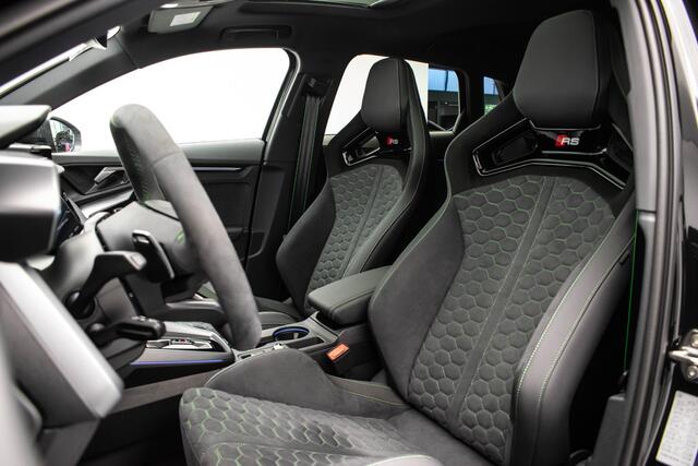 Audi RS3 Sportback 2.5 TFSI quattro |Pano|Kuipstoel|Sonos|HUD|