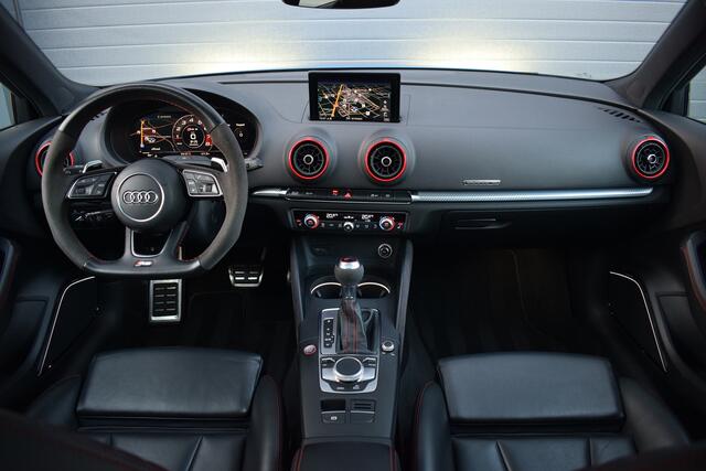Audi RS3 Sportback 2.5 TFSI 400pk Quattro | Pano | Leer | B&O