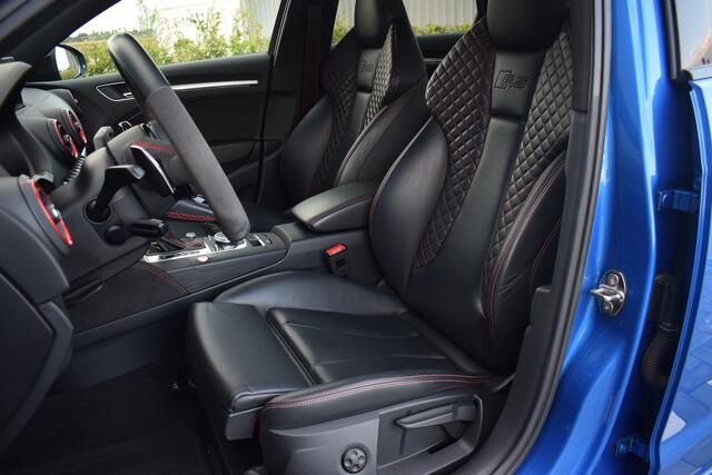 Audi RS3 Sportback 2.5 TFSI 400pk Quattro | Pano | Leer | B&O