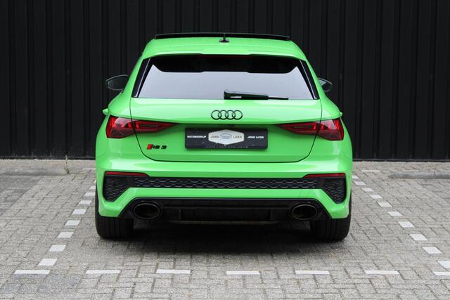 Audi RS3 Sportback 2.5 TFSI quattro PANO KERAMISCH B&O MATR
