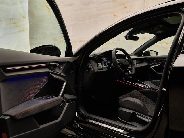 Audi RS3 Sportback 2.5 TFSI Quattro, pano, RS-schaalstoelen, SONOS, sp.uitlaat, matrix-LED, HUD, ACC, 19", privacy