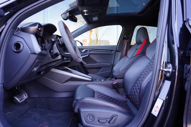 Audi RS3 Sportback 2.5 TFSI Quattro Panorama | SONOS 3D | Magnetic Ride