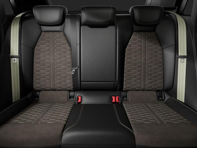 Audi RS3 Sportback Competition Limited 2.5 TFSI 295 kW / 400 PK SB Audi Exclusive Matte Gletsjerwit | Panoramadak | Sonos | HUD |