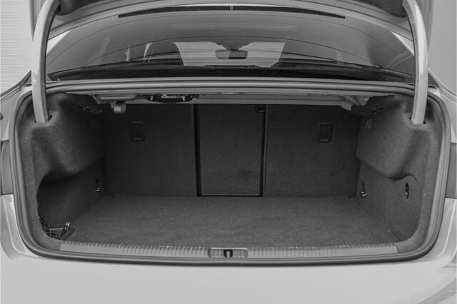 Audi RS3 A3 Limousine 2.5 TFSI Quattro Pano RS Stoel B&O ACC 19"
