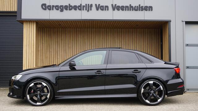 Audi RS3 Limousine 2.5 TFSI 400pk Quattro Pano.Dak RS-Seats B&O Magnetic Ride Virtual *Black Optik* 78517km!