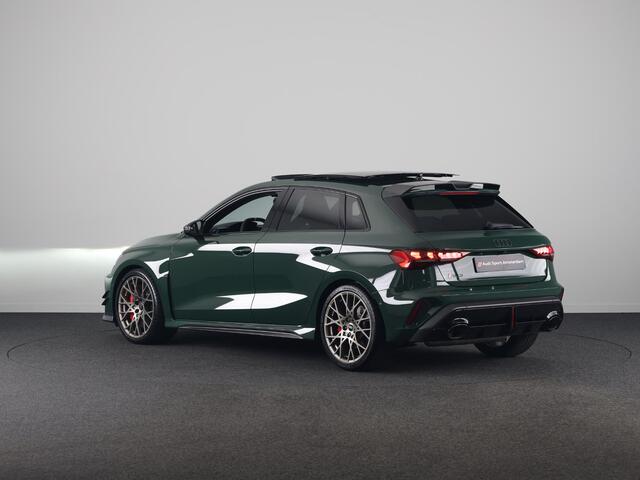 Audi RS3 Sportback Competition Limited 2.5 FSI 295 kW / 400 PK SB | 586 / 750 gelimiteerde oplage | Audi Exclusive Malachite Green | Panoramadak | Sonos | HUD |