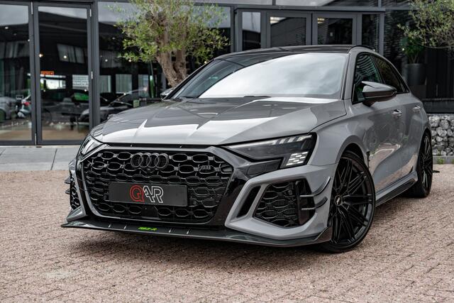 Audi RS3 Sportback ABT RS3-R 1/200 Limited Edition 500pk ABT Carbon bodykit | ABT Forged velgen | Nardo grijs - Audi Exclusive | Keramische remmen | Panorama dak | Nappa leder | RS Design pakket groen Dynamic package | Matrix LED | head-up | Privacy glas | Xpel fr