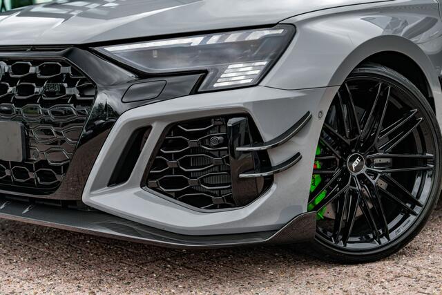 Audi RS3 Sportback ABT RS3-R 1/200 Limited Edition 500pk ABT Carbon bodykit | ABT Forged velgen | Nardo grijs - Audi Exclusive | Keramische remmen | Panorama dak | Nappa leder | RS Design pakket groen Dynamic package | Matrix LED | head-up | Privacy glas | Xpel fr