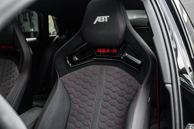 Audi RS3 Sportback ABT RS3-R 1/125 510pk quattro | ABT Carbon bodykit | ABT Forged velgen | RS schaalstoelen | Panorama dak | SONOS | Head up | Achteruitrijcamera | Verwarmde voorstoelen