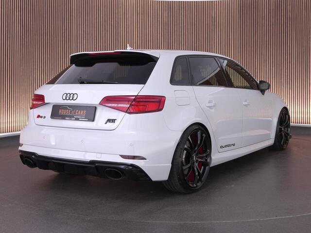 Audi RS3 Sportback 2.5 400pk TFSI quattro |RS-seats|ABT veren|ABT frontlip & difussor|ABT 19" LMV|custom stuur|bluetooth|navigatie|stoelverwarming|parkeersensoren voor en achter|LED-dagrijverlichting|