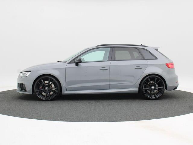 Audi RS3 Sportback 2.5 TFSi 400 Pk quattro | Matrix LED | Nappa Leder | Digitale Cockpit | Abt 19 inch | Zwart Optiek | Adaptive Cruise Control | Stoelverwarming |
