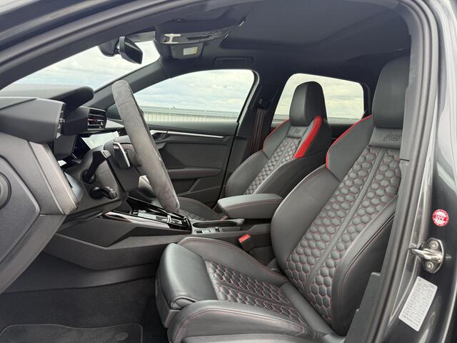 Audi RS3 2.5 TFSI | Pano | B&O | DCC | RS-interieur | HUD