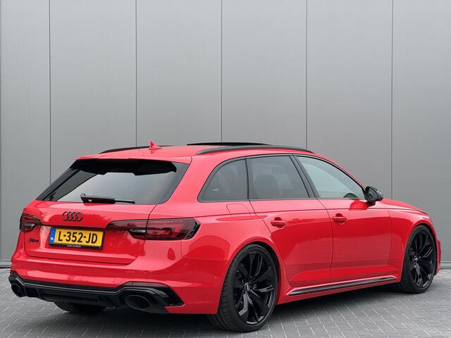 Audi RS4 Avant 2.9 TFSI quattro | Keramisch | Panorama | B&O | Matrix | Keyless