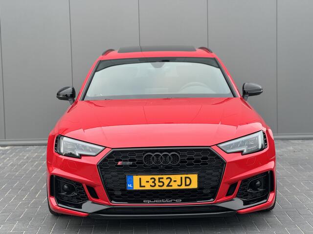 Audi RS4 Avant 2.9 TFSI quattro | Keramisch | Panorama | B&O | Matrix | Keyless