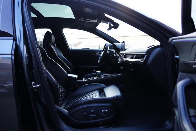 Audi RS4 Avant 2.9 TFSI Quattro Pro Line Plus 450pk Panoramadak/Stoelverwarming/BangOlufsen