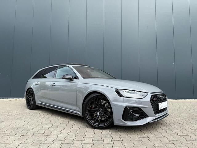 Audi RS4 A4 Avant 2.9 TFSI quattro Pano / B&O / Matrix
