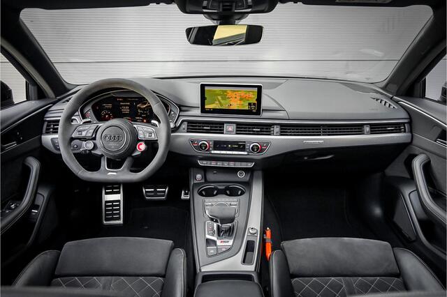 Audi RS4 A4 Avant 2.9 TFSI Quattro Pano ACC B&O Sportuitlaat