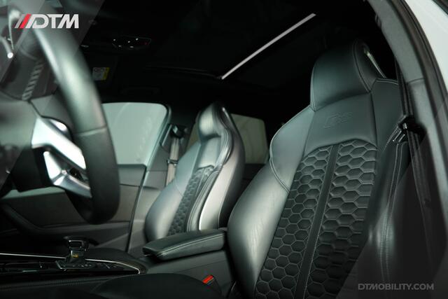 Audi RS4 A4 Avant 2.9 TFSI quattro Keramisch | B&O | Panorama | Carbon