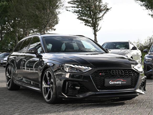 Audi RS4 Avant 2.9TFSI 450pk Quattro Keramiek Pano HUD Carbon 20-Inch B&O Led-Matrix Keyless