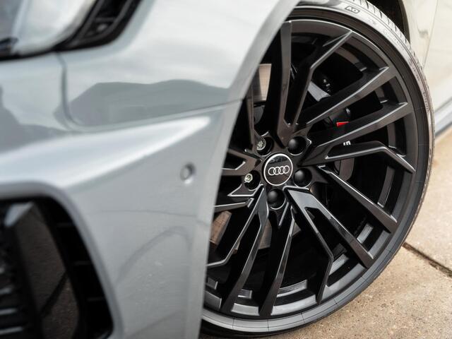 Audi RS4 Avant 2.9 TFSi 450 Pk quattro | Panoramadak | B&O Audio | Carplay | Adaptive Cruise | Stoel Verwarming | 20 Inch | 76.266 Km