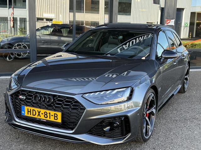 Audi RS4 Avant 2.9 TFSI Quattro 450 PK Automaat Keramisch B&O RS Dynamic Pakket Camera Navi Apple Carplay