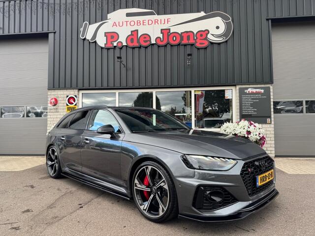 Audi RS4 2.9 TFSI RS4 QUATTRO Keramisch BenO Pano HUD Massage RS stoelen Alcantara Memory