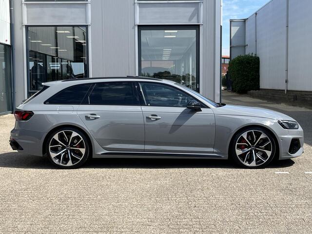 Audi RS4 A4 Avant 2.9 TFSI quattro | NL Auto/1e Eig./Voll.Historie/Pano.Dak/Head-Up/Bang&Olufsen/Navi/Sportdiffertentieel/Elektr.Wegklapbare Trekhaak