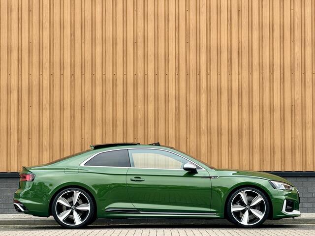 Audi RS5 Coupé 2.9 TFSI quattro Pro Line Plus | 451 PK! | Panoramadak | Bang & Olufsen | Dynamic Pakket | Head-Up Display | 360 Graden Camera | Apple Carplay | Adaptieve Cruise Control | DAB | Led Matrix |
