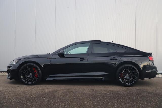Audi RS5 Sportback 2.9 TFSI RS 5 Quattro 450PK Fabrieksgarantie Black Optic Virtual Cockpit Laser LED B&O HUD Panoramadak Nappa Leder Massage Carbon Inleg Alcantara Stuur 360 Camera Dealer Onderhouden 20 inch LMV Stuur & Stoelverwarming Dynamic Pack