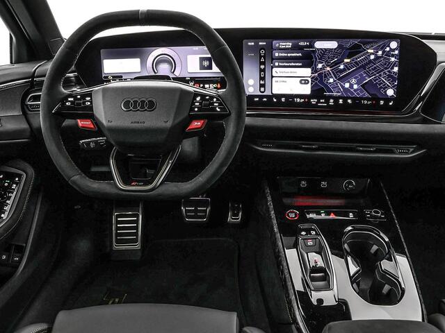 Audi RS5 Avant e-hybrid quattro 639 PK · Keramisch · RS design pakket · Panorama-glasdak · Optiekpakket forged carbon