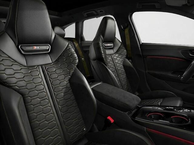 Audi RS5 Avant e-hybrid 470 kW / 639 pk | Audi Sportpakket | Panorama-glasdak | Head-up display | B&O Premium soundsysteem |