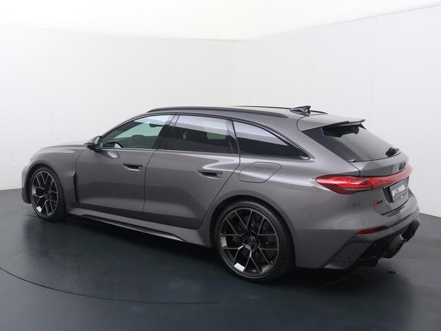 Audi RS5 Avant e-hybrid 470 kW / 639 PK 8 versnellingen | RS keramische remmen brons | Panorama-glasdak | RS sportstoel plus dinamica/leder zwart groene accenten | Head-up display |
