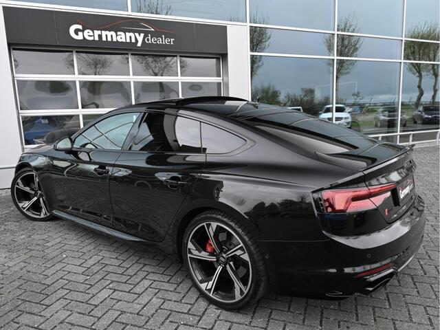 Audi RS5 Sportback 2.9TFSI 450pk Quattro Black optic RS-Zetels Milltek Pano B&O Head-Up 360-Camera 20-Inch Keyless ACC VOL!